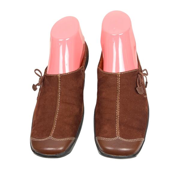 NATURALIZER Woman’s Flat Suede Slip On Mules 8.5 Preppy Academia Minimalist - Picture 1 of 10
